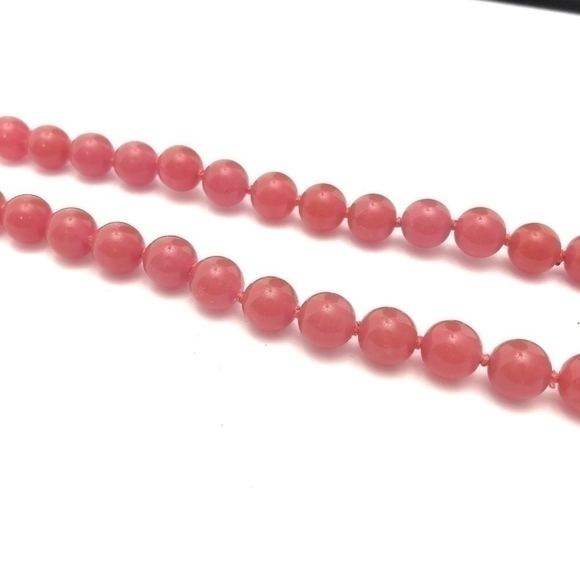 Vintage Watermelon Pink Jade Beaded Necklace - Picture 4 of 4